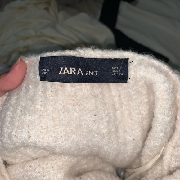 SWEATER DRESS ZARA - Picture 2 of 2